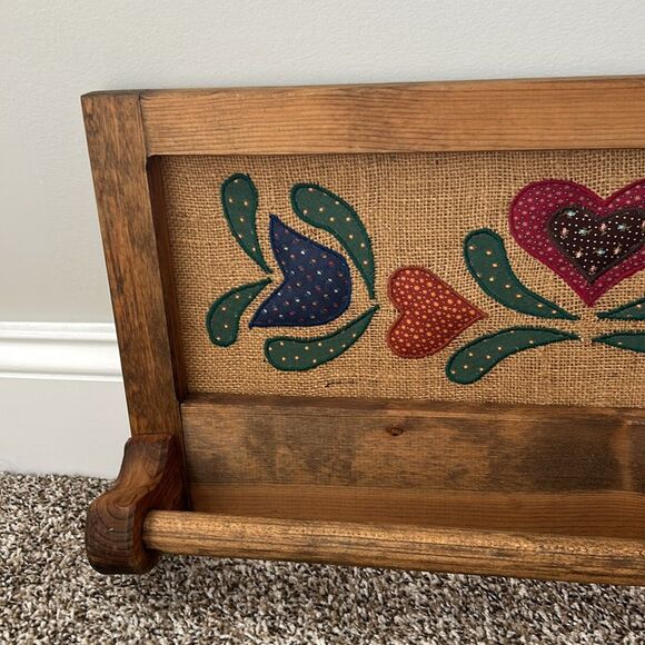 Vintage Wooden Burlap Embroidered Towel Rack with Folk Art Design Wall Decor - Picture 4 of 16